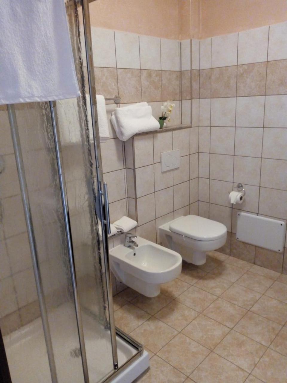 Agriturismo Nizur'In Roccaverano Екстер'єр фото
